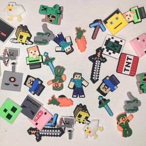Motherlode Of Minecraft Croc Jibbitz (37), Some duplicates